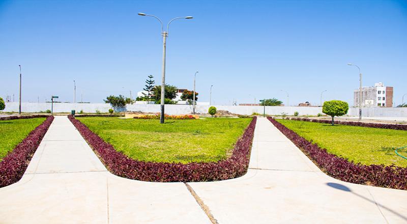 VENTA DE AMPLIO TERRENO EN URB. LOS NOGALES